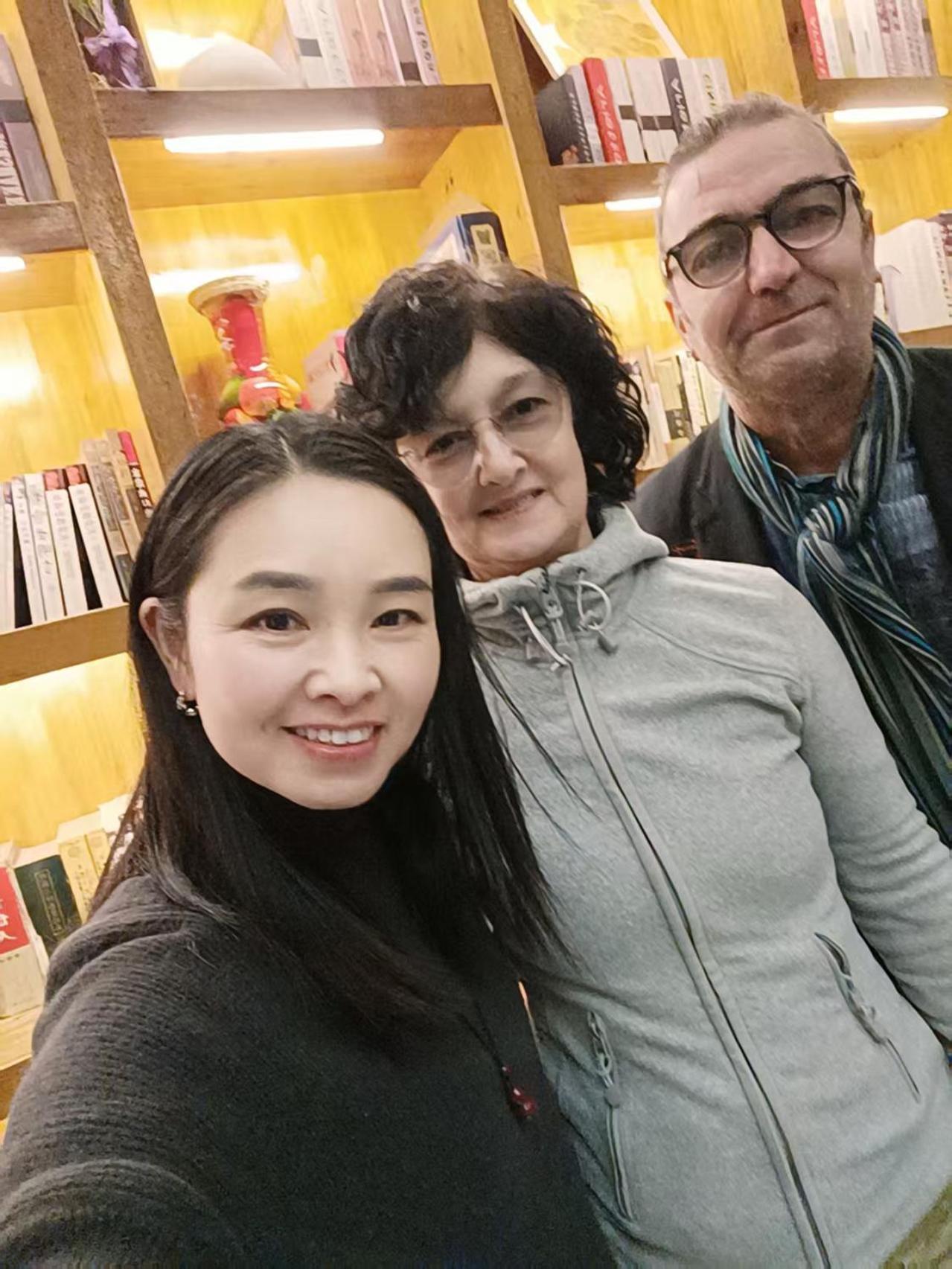 Chong Chong Guesthouse Zhangjiajie Eksteriør billede